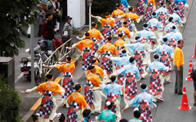 青山ワールドパレード